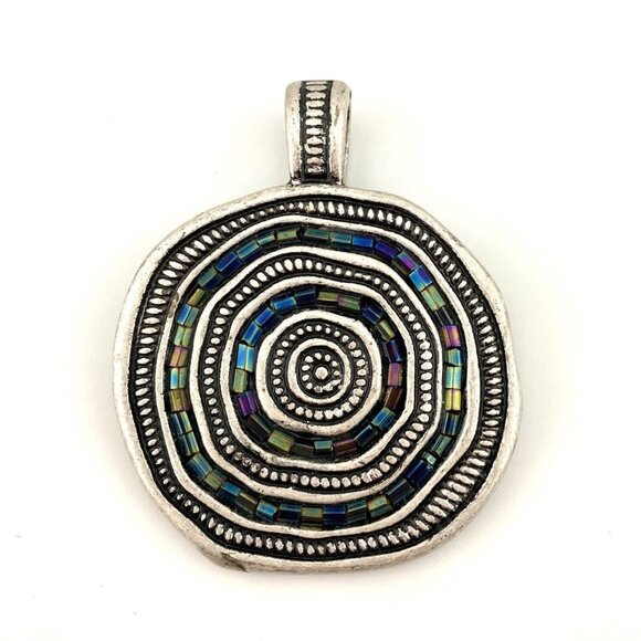 Premier Designs Bora Bora Reversible Glass Beads‎ Silverplate Medallion Pendant - Picture 1 of 6